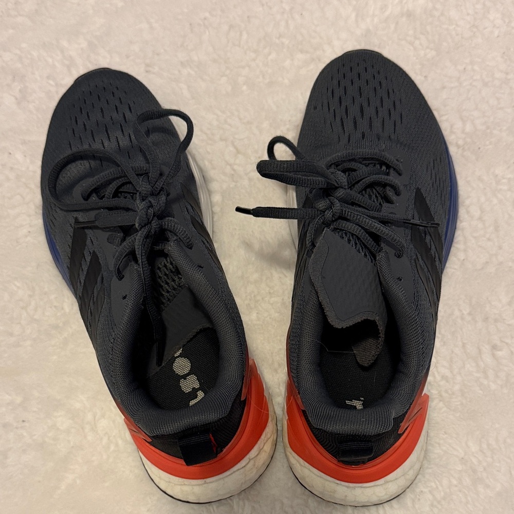 Kids  Athletic Running Shoes with Red Heel Accent
